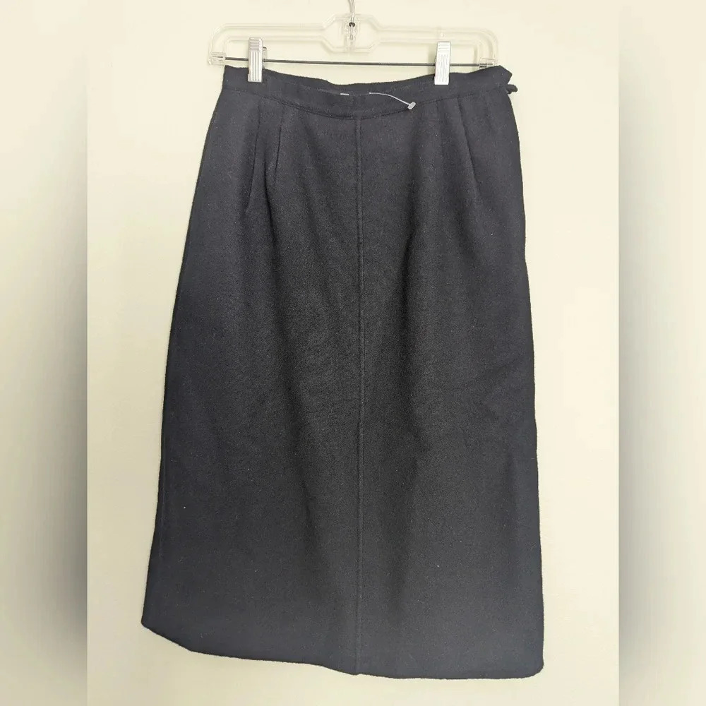 Salvatore Ferragamo Black Classic Wool Skirt, US 8